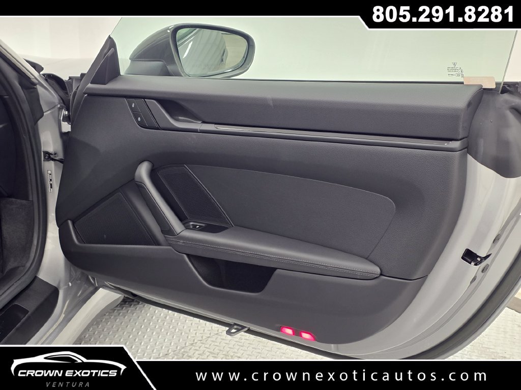 Used 2023 Porsche 911 Carrera T RWD image 17