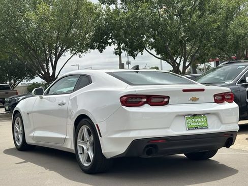 Used 2019 Chevrolet Camaro LT RWD image 3