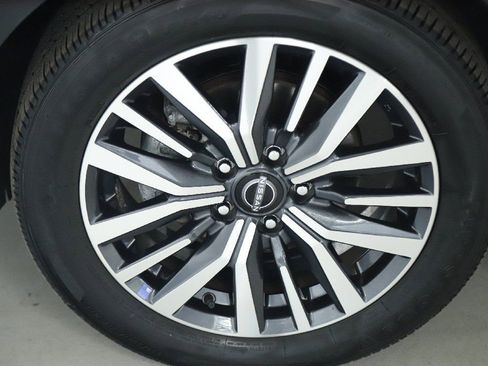 Certified 2023 Nissan Kicks SR w/ SR Premium Package image 38