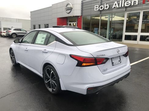 New 2025 Nissan Altima 2.5 SR w/ SR Premium Package image 12