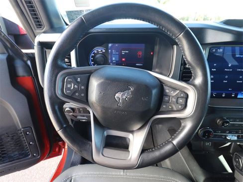 Certified 2022 Ford Bronco Outer Banks w/ Sasquatch Package image 16