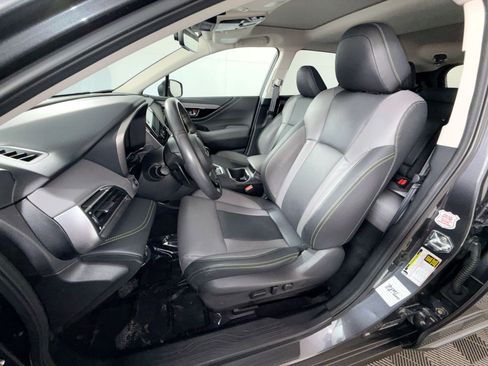 Used 2025 Subaru Outback Onyx Edition AWD/4WD image 13