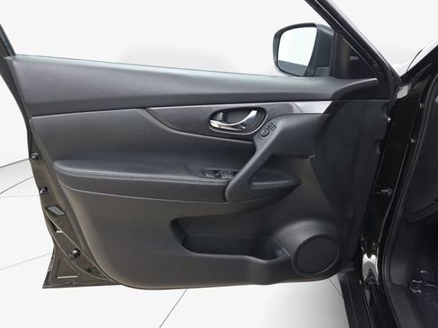 Used 2020 Nissan Rogue SV AWD/4WD image 26