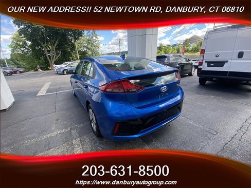 Used 2018 Hyundai Ioniq Blue FWD image 4