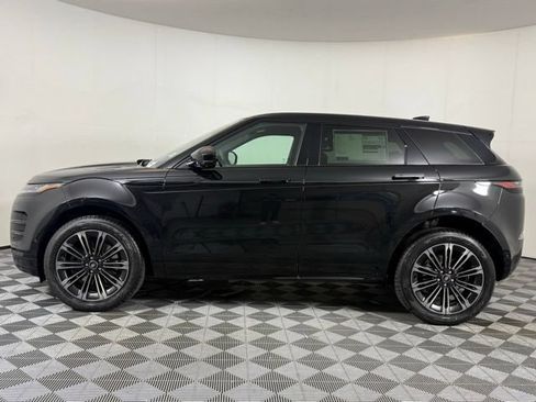 Used 2026 Land Rover Range Rover Evoque Dynamic SE AWD/4WD image 3