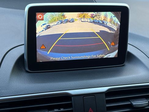 Used 2015 MAZDA MAZDA3 i Touring FWD image 21