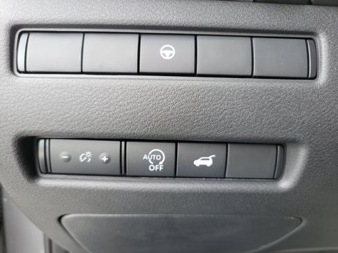 New 2025 Nissan Rogue SL image 12