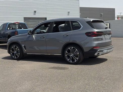 Used 2026 BMW X5 xDrive50e w/ Executive Package AWD/4WD image 7