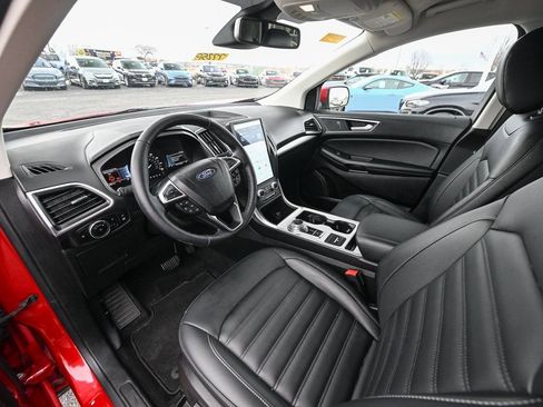 Certified 2024 Ford Edge SEL w/ Convenience Package image 19