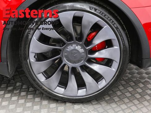 Used 2022 Tesla Model Y Performance image 30