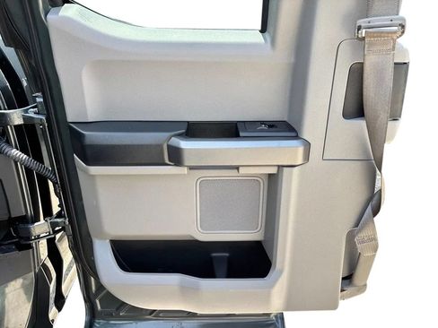 Used 2018 Ford F150 XLT AWD/4WD image 24