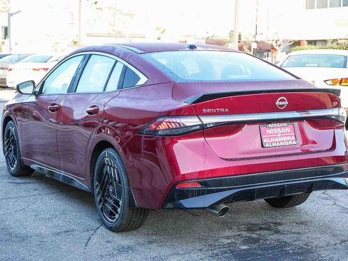 New 2026 Nissan Sentra SR w/ Floor Mat Package image 9