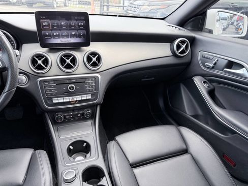 Used 2018 Mercedes-Benz CLA 250 image 15