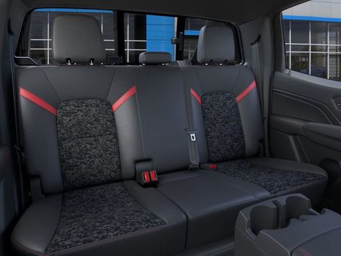 New 2025 Chevrolet Colorado Z71 w/ Midnight Edition image 17