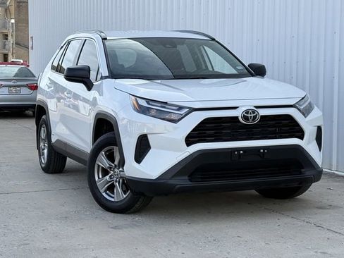 Used 2025 Toyota RAV4 LE image 2