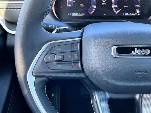 New 2026 Jeep Grand Cherokee L 4WD image 6