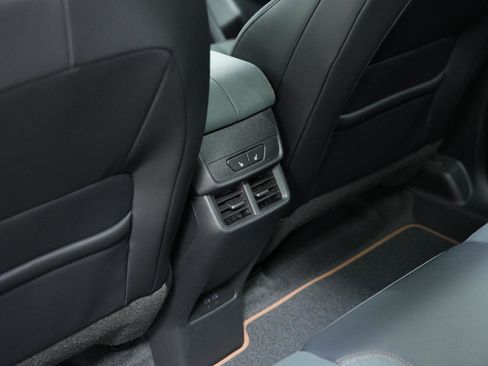 New 2026 GMC Terrain AT4 w/ Convenience Package III image 20