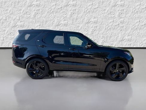 Used 2025 Land Rover Discovery Metropolitan Edition AWD/4WD image 2