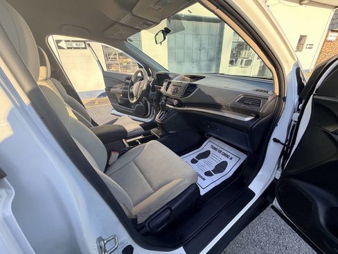 Used 2016 Honda CR-V LX image 44