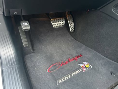 Used 2020 Dodge Challenger R/T Scat Pack image 31