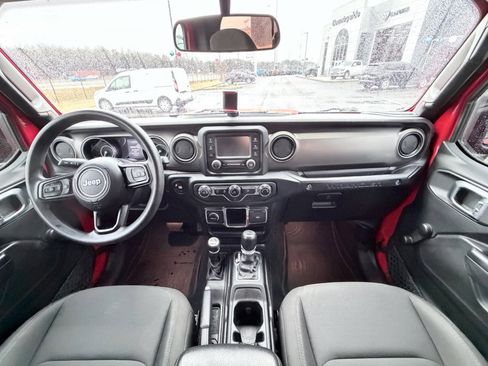 Used 2018 Jeep Wrangler Sport image 18