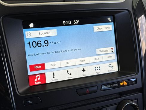 Used 2017 Ford Explorer XLT w/ Equipment Group 202A image 25