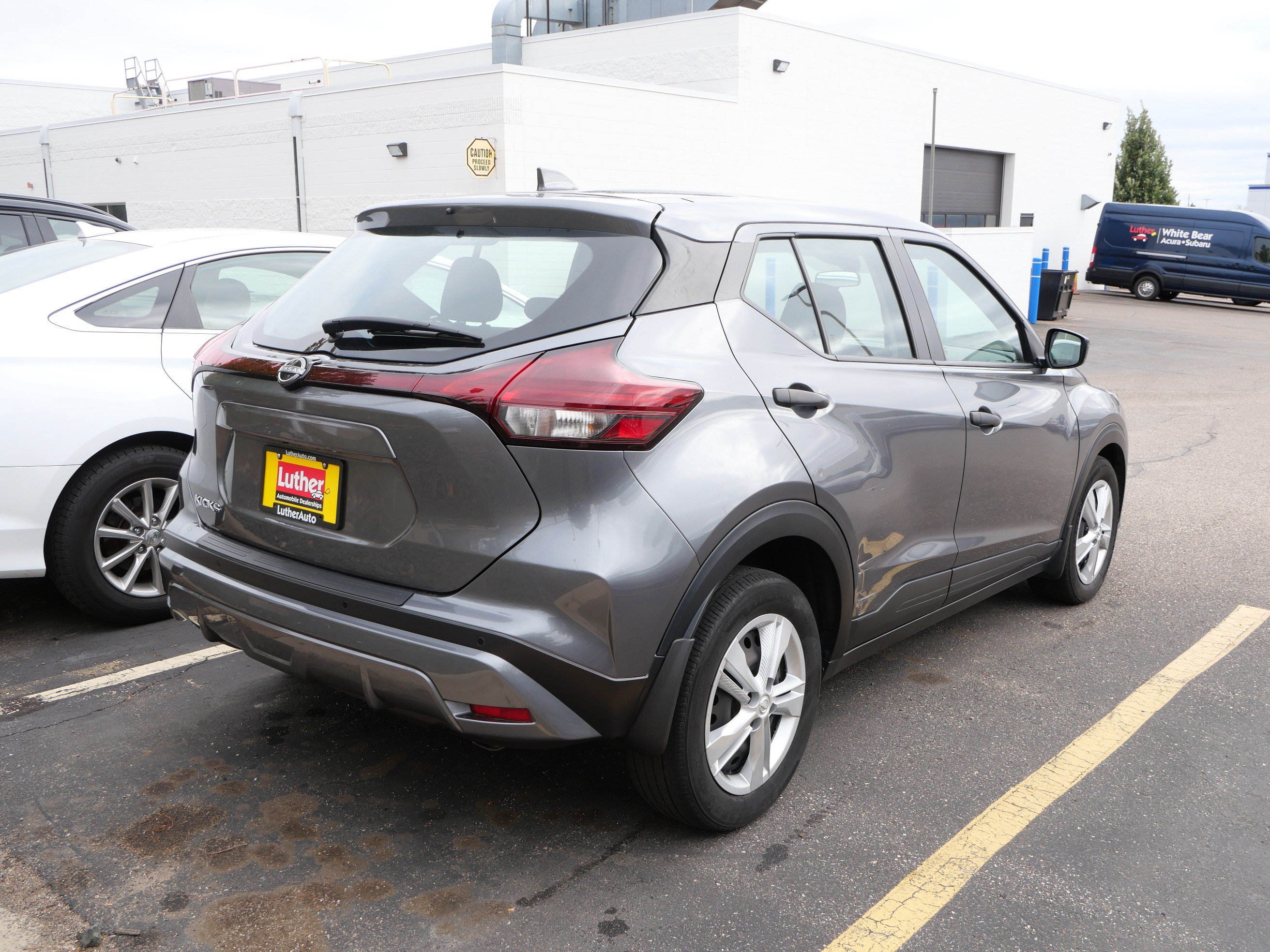 Used 2023 Nissan Kicks S FWD image 7