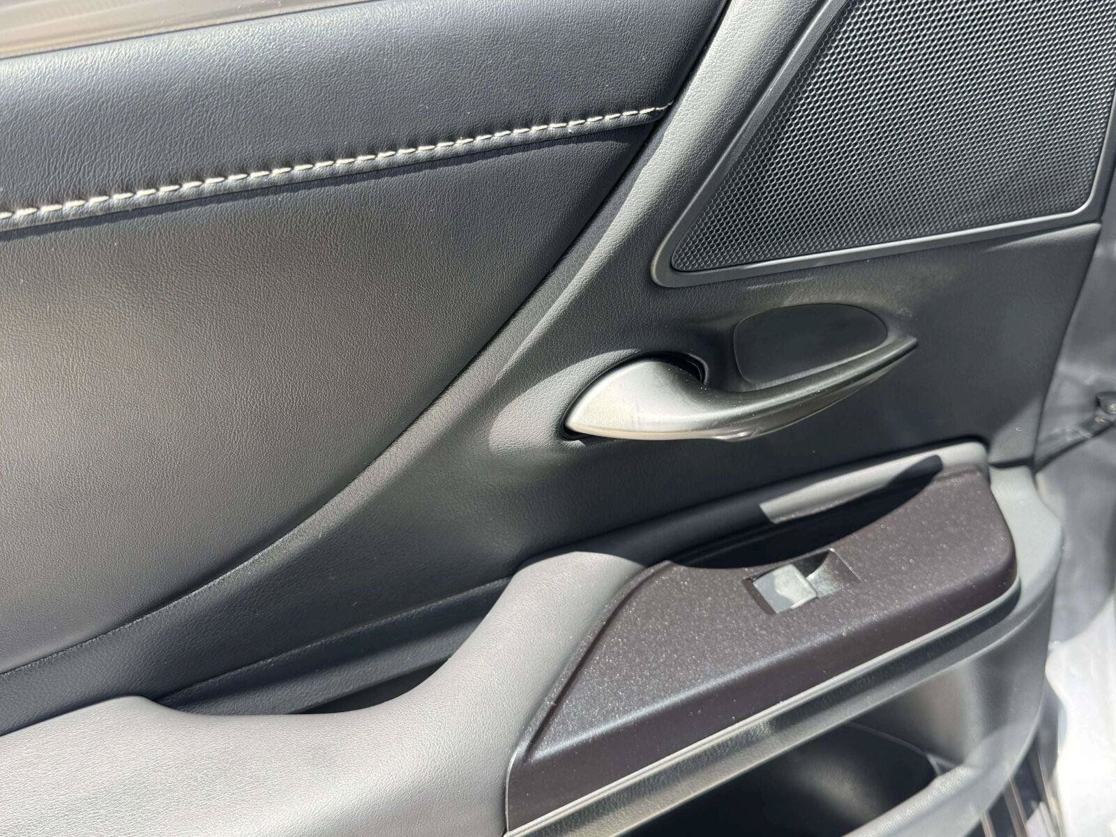 Used 2020 Lexus ES 350 F Sport w/ Accessory Package 2 FWD image 41