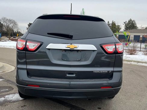 Used 2014 Chevrolet Traverse LT image 9