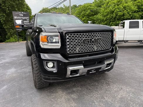 Used 2016 GMC Sierra 2500 Denali w/ Duramax Plus Package AWD/4WD image 70