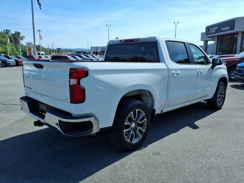 Used 2023 Chevrolet Silverado 1500 LT AWD/4WD image 5