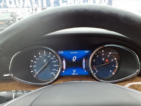 Used 2020 Maserati Quattroporte S Q4 AWD/4WD image 16