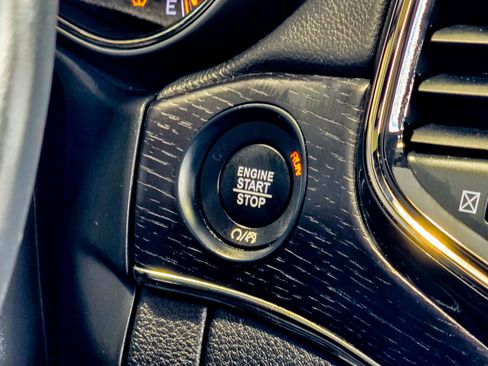 Used 2021 Jeep Grand Cherokee High Altitude image 37