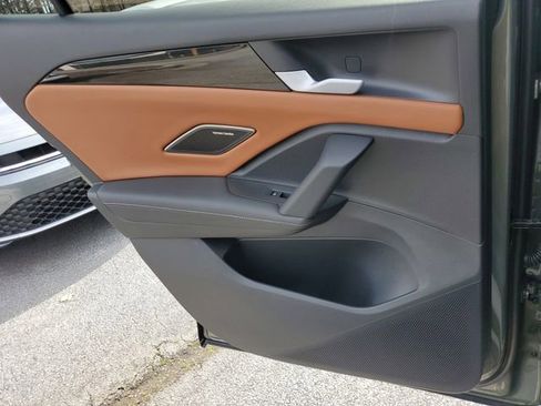 New 2026 Volkswagen Tiguan SEL R-Line image 13