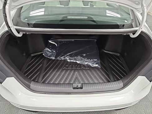 New 2025 Honda Accord SE image 30