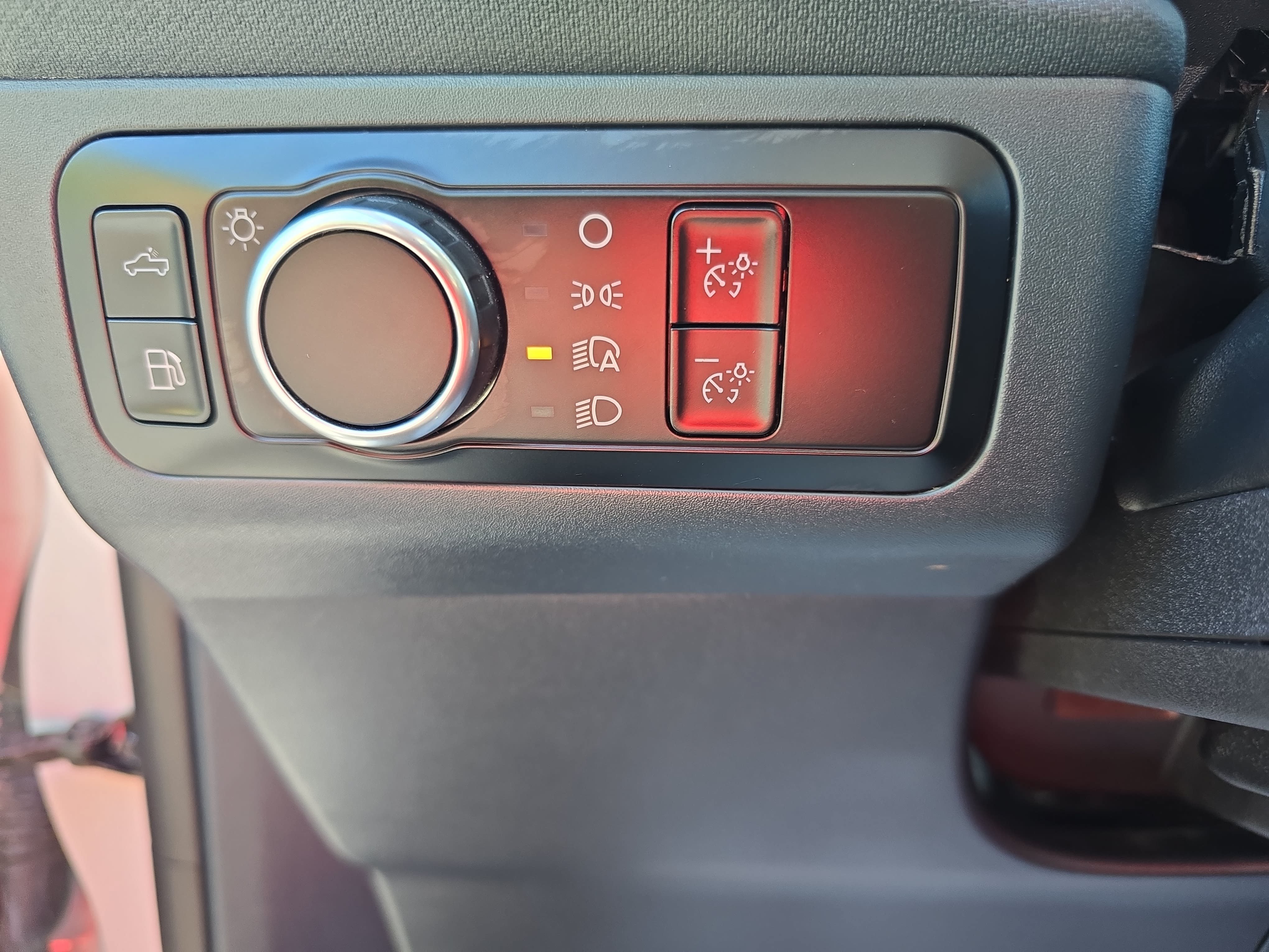 Used 2024 Ford Maverick Lariat FWD image 25
