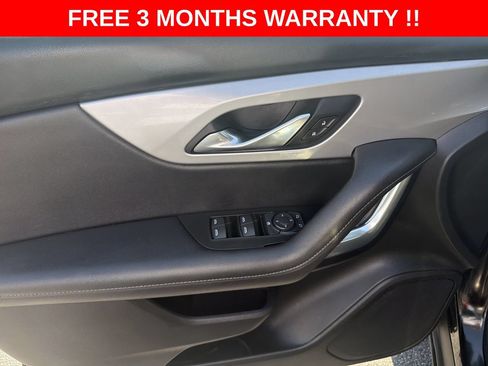 Used 2021 Chevrolet Blazer LT FWD image 12