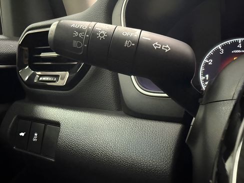 Used 2025 Honda Pilot EX-L image 22
