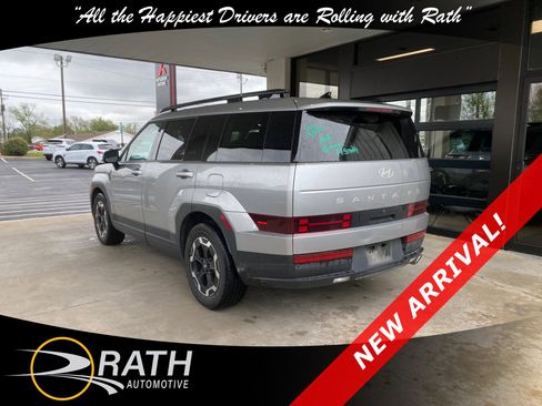 Used 2025 Hyundai Santa Fe SEL image 5