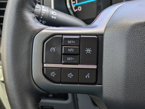 Used 2022 Ford F150 XLT w/ Equipment Group 302A High image 27