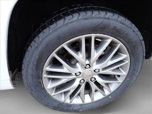 Used 2017 Jeep Grand Cherokee Summit w/ Platinum Series Group image 6