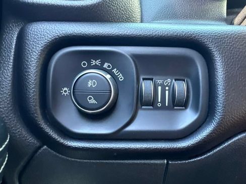 Used 2021 RAM 3500 Laramie AWD/4WD image 11