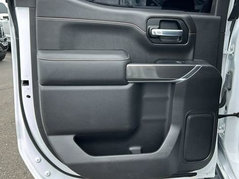 Used 2022 GMC Sierra 1500 AT4 w/ AT4 Preferred Package image 14