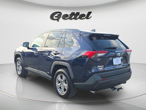 Used 2022 Toyota RAV4 XLE w/ Convenience Package AWD/4WD image 7