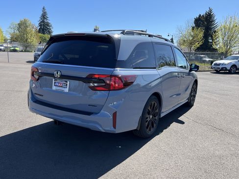 New 2026 Honda Odyssey Sport-L image 5