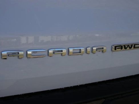 New 2025 GMC Acadia AT4 image 9