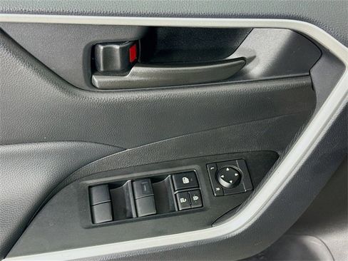 Certified 2025 Toyota RAV4 LE image 17