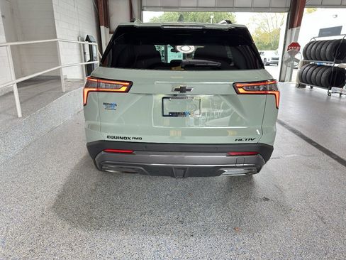 New 2026 Chevrolet Equinox ACTIV w/ LPO, Floor Liner Package image 4