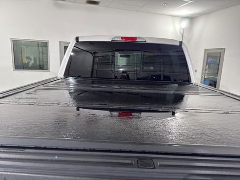 Used 2019 Ford F150 Lariat w/ Equipment Group 502A Luxury image 8