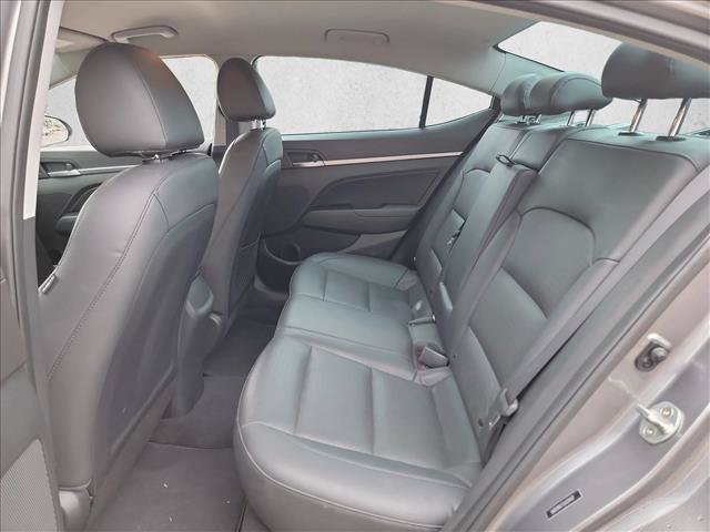 Used 2020 Hyundai Elantra Limited w/ Cargo Package (C1) FWD image 11